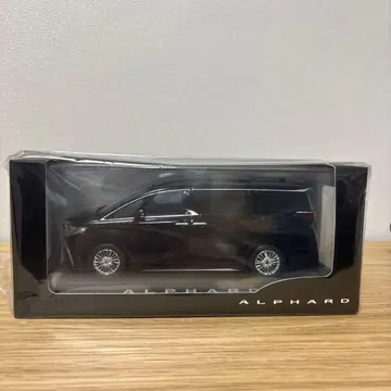 도요타 알파드 1/43 스케일 블랙