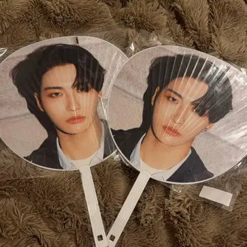 ATEEZ 성화 부채 2장 세트