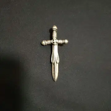 [단종 레어] Arpeggio 클로드 비잘리에 검 펜던트 탑