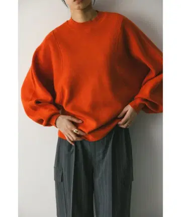 [택 포함 새상품] STYLEMIXER 볼륨 슬리브 루즈 니트