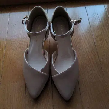 베이지 스틸레토 펌프스 레이스 백