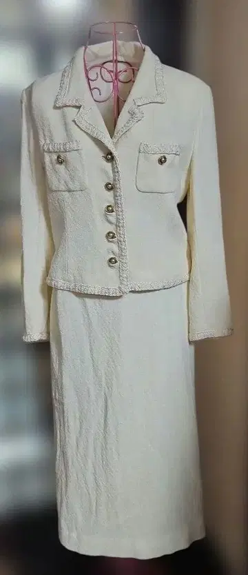 인게보르크 아이보리 자켓 스커트 셋업