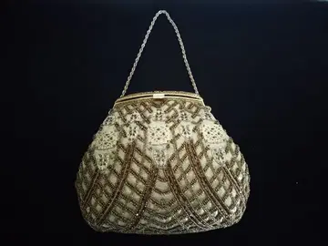 비즈 자수 골드 핸드백