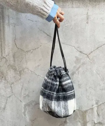 TWEEDMILL 트위드 체크 복조리 백