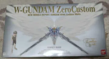 PG 1/60 Endless Waltz 윙 건담 제로 커스텀