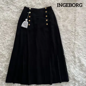 잉게보그 롱 플리츠 스커트 골드 버튼 블랙