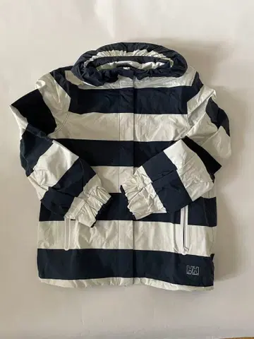 미사용 새상품 Helly Hansen 마운틴 파카 M 햇 포함