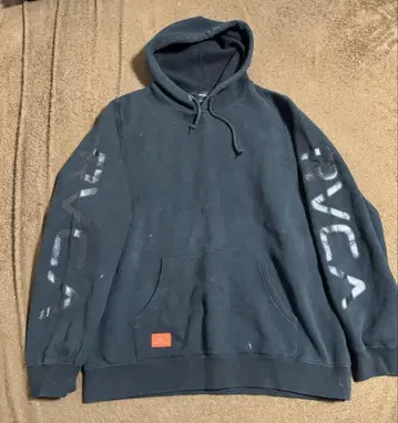 RVCA 루카 소매 로고 후드티