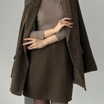 Louere 셋업 헤링본 테일러드 자켓 + 미니 스커트 세트