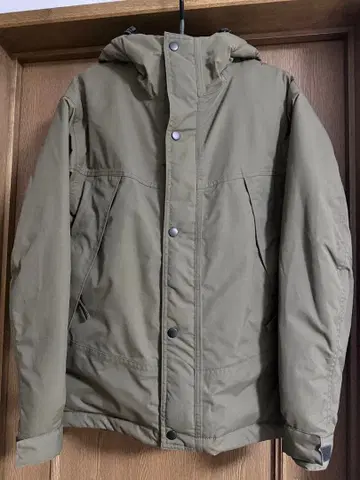 워크맨 이지스 다운 자켓 S 사이즈 카키