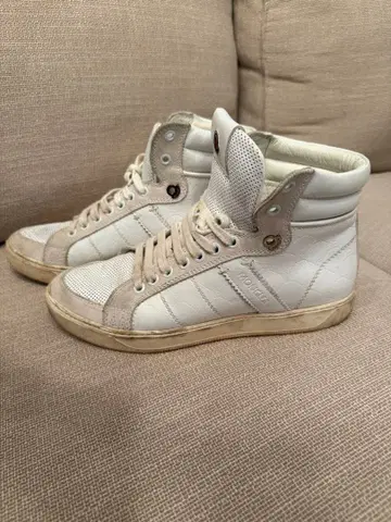 화이트 하이컷 스니커즈