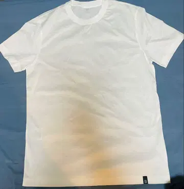 BOGGI 화이트 크루넥 T셔츠