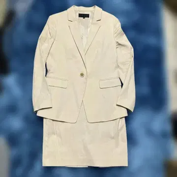 UNTITLED 아이보리 스커트 수트 사이즈