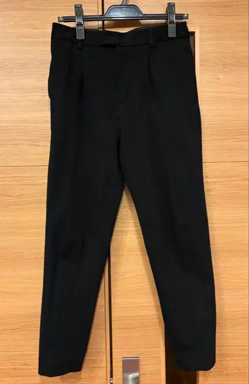 블랙 테이퍼드 슬랙스*밴야드 스톰