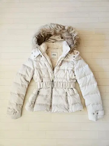 ZARA 3way 화이트 덕 다운 자켓 보아 안감 퍼 탈부착 가능 M