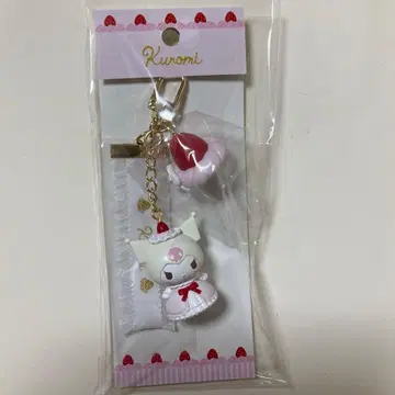 산리오 딸기 휘핑 케이크 디자인 시리즈 쿠로미 키링