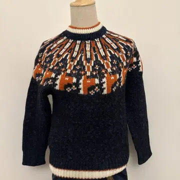 미나 페르호넨 스웨터