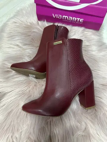 새상품 미사용 와인 레드 부티 22.5cm 와이드 힐