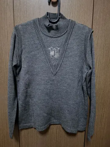 발렌자 스포츠 그레이 하이넥 스웨터 니트 사이즈 40