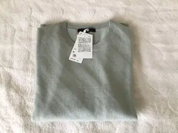 새상품 유니클로 캐시미어 쿨넥 스웨터 M 사이즈