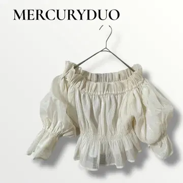 새상품 머큐리 듀오 아이보리 오프숄더 프릴 블라우스 F
