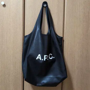 A.P.C. ninon 토트백 블랙