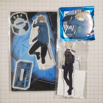 월드 트리거 휴스 아크릴 스탠드 캔뱃지