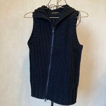 DKNY JEANS (다나카란 진즈) 베스트 S~M 사이즈