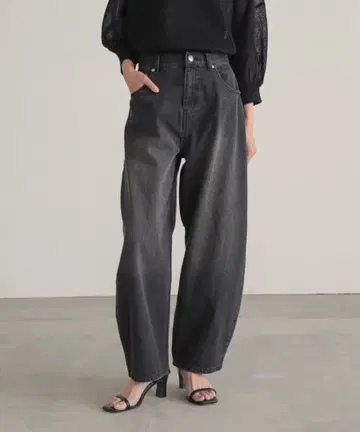 포씨 커브 실루엣 블랙 데님 팬츠 여성용 무지 코튼