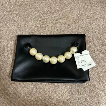 새상품 note et silence caph 펄 클러치백