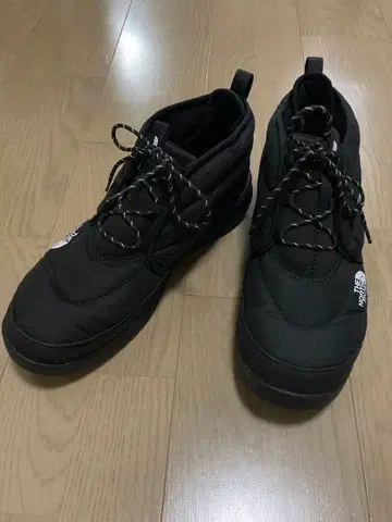THE NORTH FACE 노스 페이스 눕시 차카