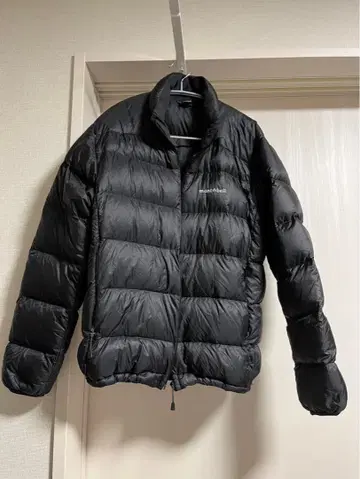 mont-bell 다운 자켓 검정 블랙 Men's M 사이즈