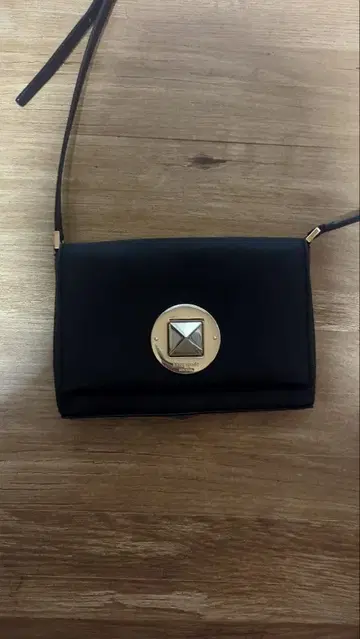 케이트 스페이드 숄더백 파우치 블랙 케이트 스페이드