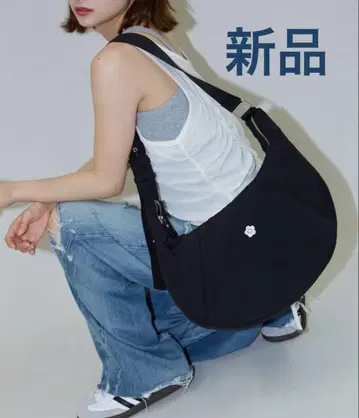 MARYQUANT x PUBLUX 원포인트 자수 숄더백 새상품