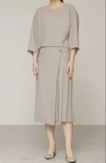 보쉬 플리츠 셋업