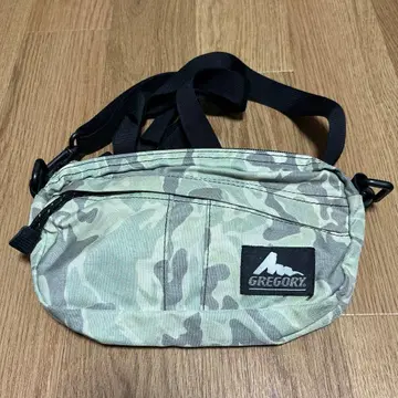 그레고리 포시블 포켓 카모플라쥬 숄더백