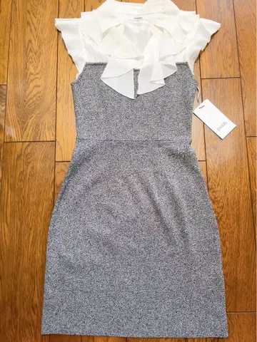 택 포함 미사용 새상품 SNIDEL 프릴 카라 도킹 미니 원피스