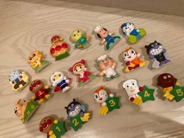 호빵맨 빨판 피규어 세트 18개