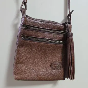 이비자 IBIZA 브라운 가죽 숄더백