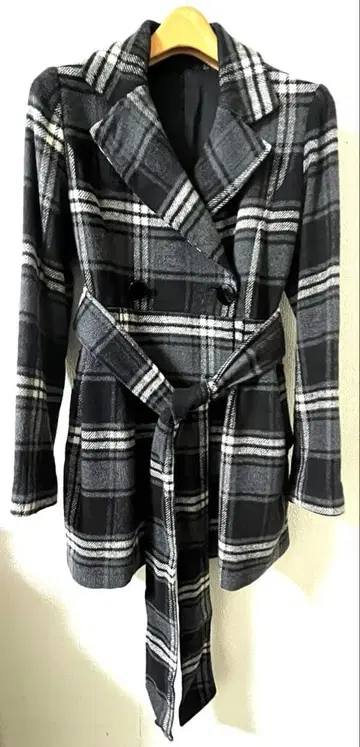 아무로 나미에 MV PV 착용 체크 코트