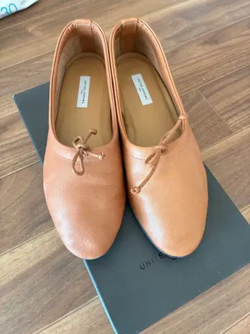 UNITED ARROWS 유나이티드 애로우즈 발레 슈즈