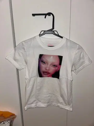 Elle Teresa 치비Tee YUKAKO 엘 테레사 T셔츠 S사이즈