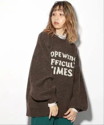 PAGEBOYLIM 크루넥 로고 니트