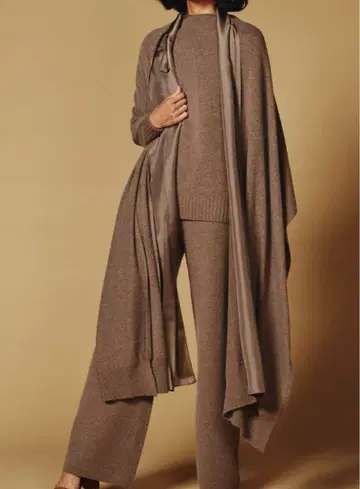 [ 새상품 ] Sov. 캐시미어/실크 100% 스톨