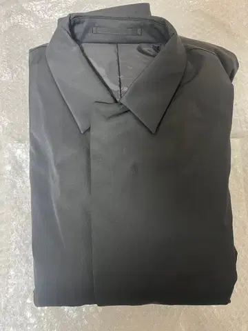 유니클로C 퍼프 테크 하프 코트 블랙 L