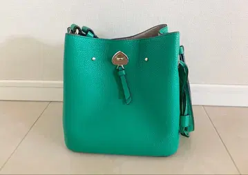 katespade 케이트 스페이드 버킷형 숄더백 그린