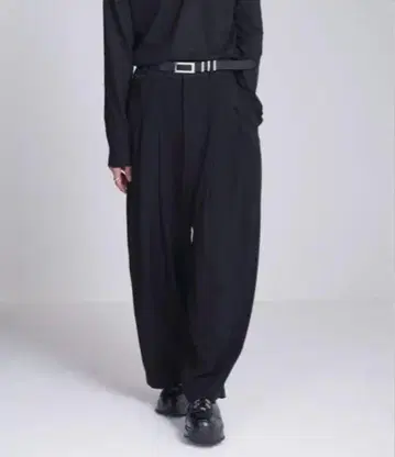 [ ADRER ] 엑스트라 퀄리티 레트로 와이드 실루엣 팬츠 블랙