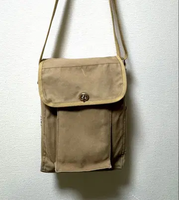 이치자와 캔버스 숄더백 베이지