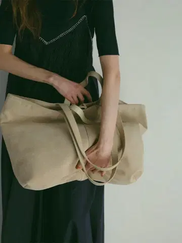 미사용 새상품/에트레토쿄/스웨이드 빅 토트백/라이트 베이지