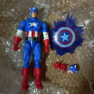 캡틴 아메리카 피규어